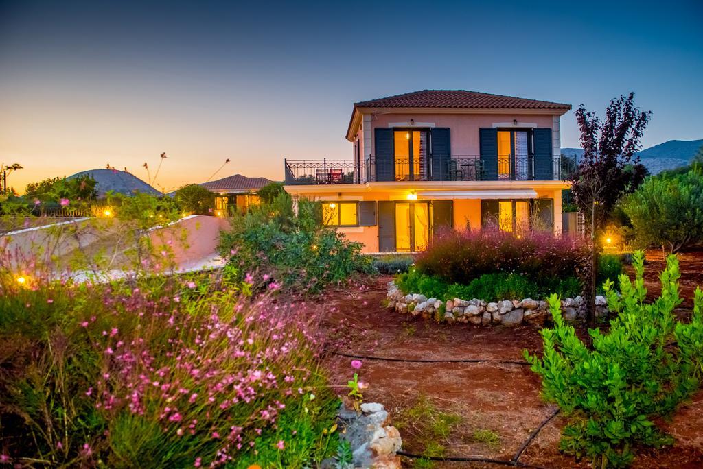 Korallis Villas Karavádhos Eksteriør bilde