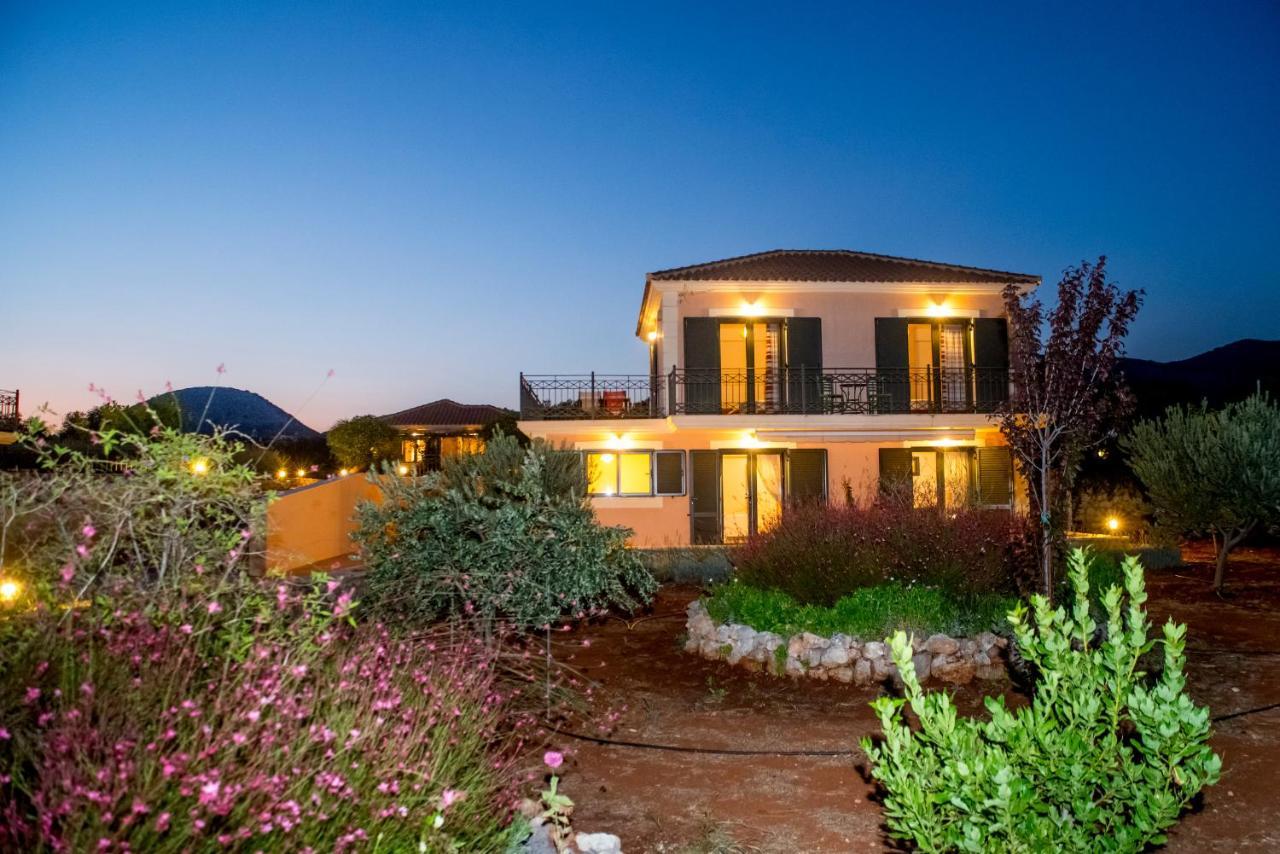 Korallis Villas Karavádhos Eksteriør bilde